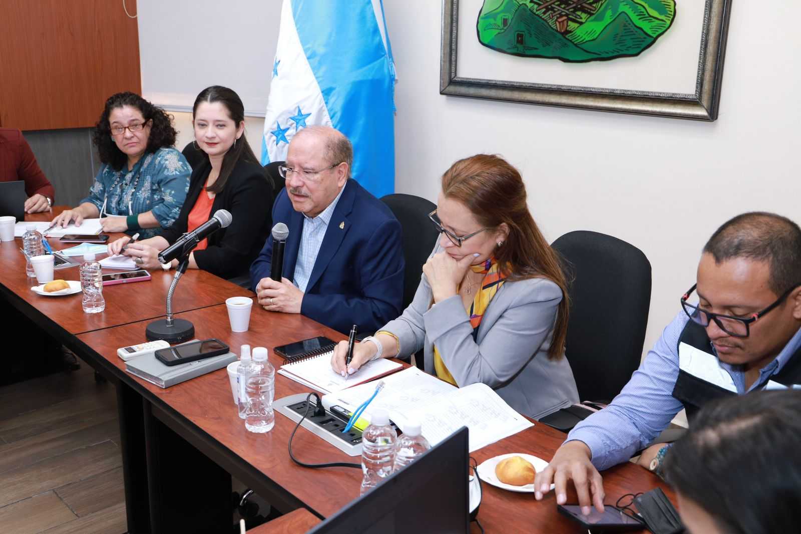 Congreso del Pueblo trabaja en el fortalecimiento de Credimujer